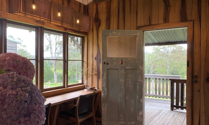 Brooman Cottage | Lemon Tree Cottage is a beautifully restore cottage from the early 1900's and is completely off grid