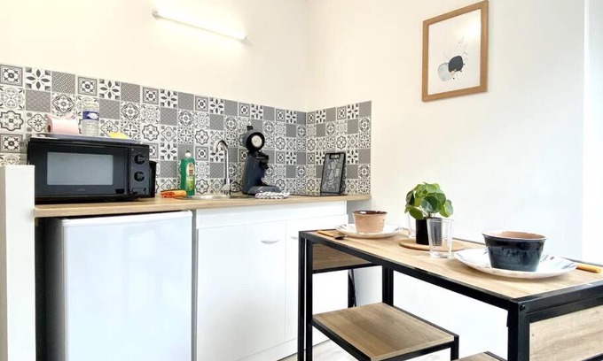 Gare Apartment | LeNova4 - Centre-ville - TV - WIFI