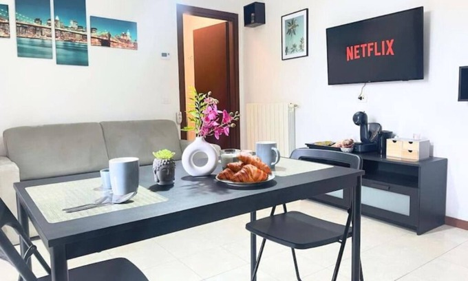 Trezzano Rosa Apartment | Leolandia-Milano-Bergamo* *Splendid Apartment with Free Netflix Terrace