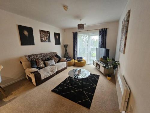 Warrington Apartment | Leopard in Dutton Warrington