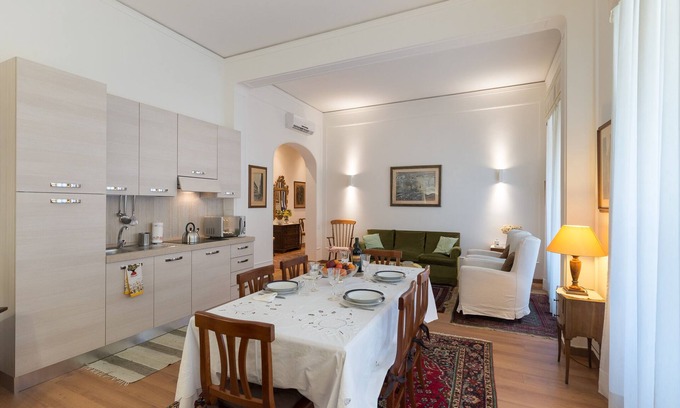 Santa Maria Novella Apartment | Leopolda Dream Home