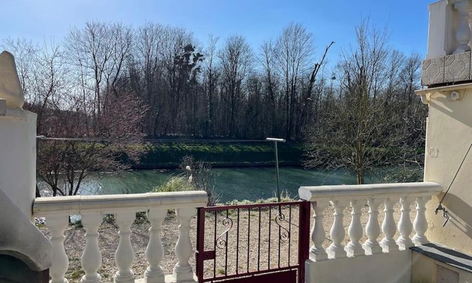 Couvrot House | Les berges du canal, maison avec Jacuzzi