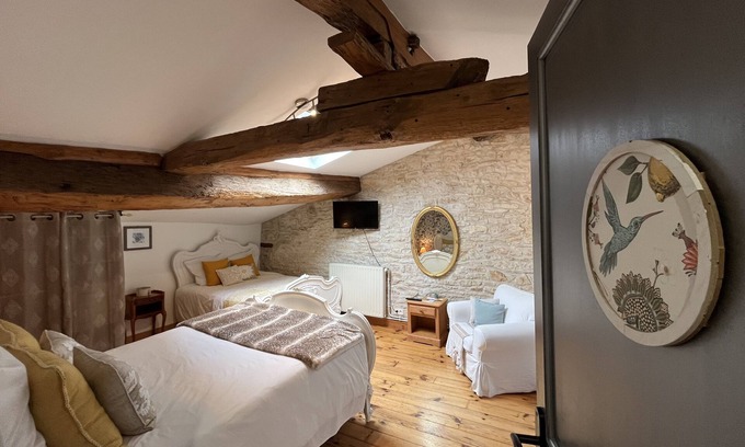 Verteuil-sur-Charente Bed & Breakfast | Les Bruyères