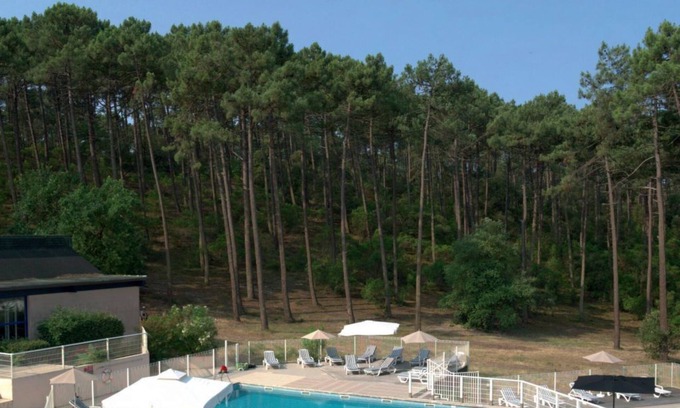 Maubuisson House | Les Cavales by Interhome