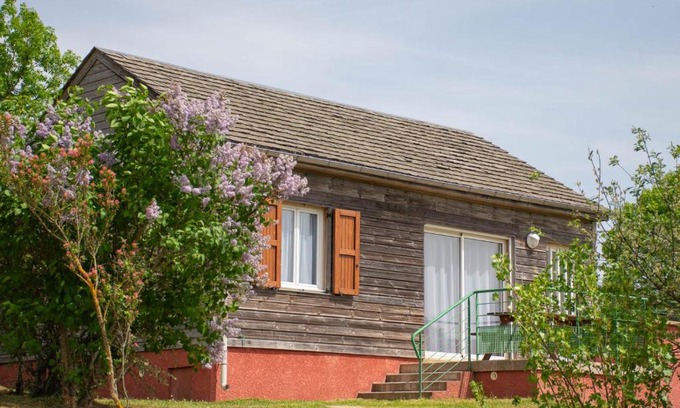 Albaret-le-Comtal House | Les Chalets de la Vallee du Bes
