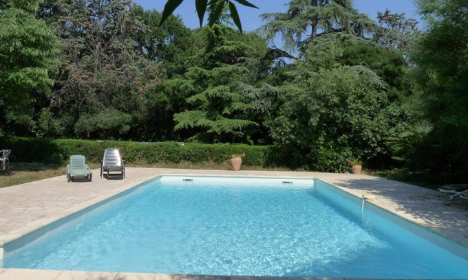 Costieres Apartment | les Esclots