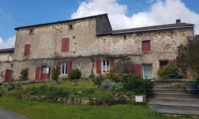 Saint-Priest-le-Betoux House | les forges de planechaud