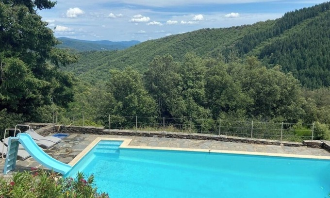Saint-Hilaire-de-Lavit House | Les Gîtes de la Mazière - La Bâtisse