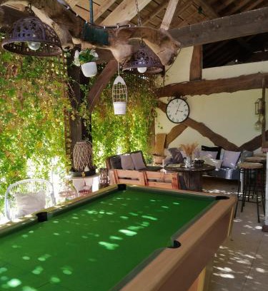 Montagrier House | Les Gîtes de La Treille