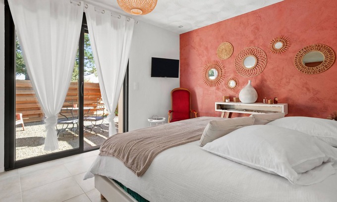 Cotignac Apartment | Les Gîtes W elles come