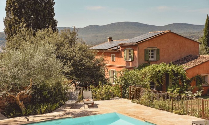Cuers Villa | LES HAUTS DE DIANE - Quiet country house with view and swimming pool Var pets welcome