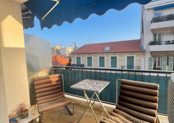 Vernier Apartment | Les Lilas ~ Clim ~ Terrasse