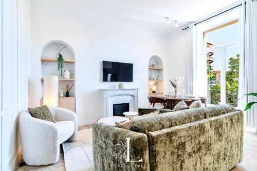 Carnot Apartment | Les Lucioles 7- Luxury 2 - Bedroom Apartment