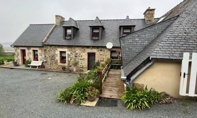 Penvenan House | Les Mouettes de Bugueles : Gîte 4/5 Personnes Avec Jardin et Plage à 5 mn