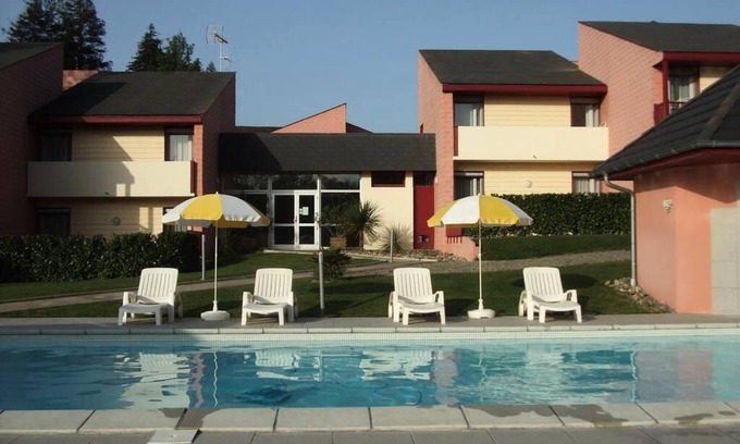 Salies-de-Bearn Apartment | Les Pavillons du Rooy * - 2 Rooms 1/2 People Ground Floor