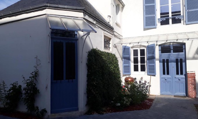 Bar-sur-Aube House | Les Pierres Bleues