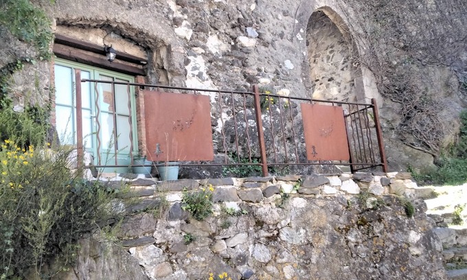 Caudies-de-Fenouilledes House | "Les Remparts " cosy relaxing house in quiet village