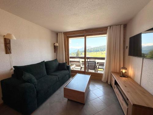 Les Saisies Apartment | Les Saisies - Studio Cabine avec Garage pour 4-5 personnes, ensoleillé, vue sur pistes, non fumeur - FR-1-293-152