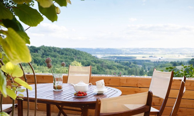 Clermont-Dessous House | Les Terrasses de Bessou