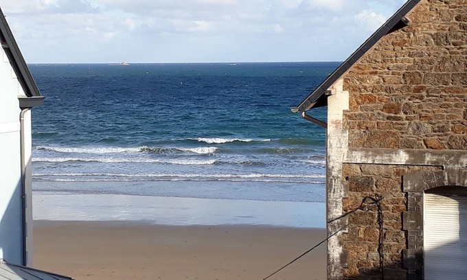 Courtoisville-Sillon-Moka Apartment | Les Vigies - vue sur mer Sillon