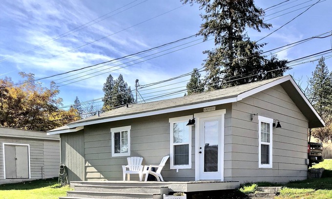 Liberty Lake Cottage | Liberty Lake Cottage With Lake View