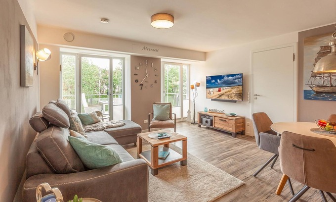 Prora Apartment | Liebevoll & Hochwertig Eingerichtetes Apartment mit Tollem Balkon zur Meerseite