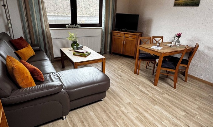 Simmerath Apartment | Liebevolle Ferienwohnung Kleines Fuchsloch I