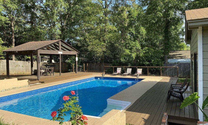 Tallahassee House | Life is better by the pool, near FSU,nPrivate pool, sleeps 8, pet friendly!