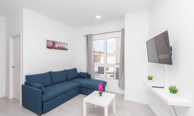 Las Palmas de Gran Canaria Apartment | Lightbooking 7 Palmas Estadio - Gran Canaria Arena