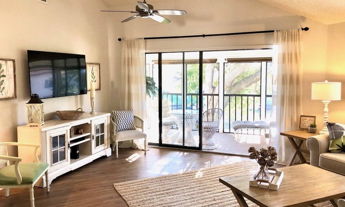 Trailer Estates Condo | Light and Airy Shorewalk Condo - beautifully renovated with open floorplan!