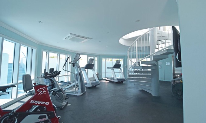 Oyster Pond Condo | ⛱️LightHouse by IRE Vacations - Beautiful 2 Bdr Condo overlooking the Ocean