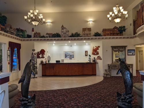 Crescent City Hotel | Lighthouse Inn