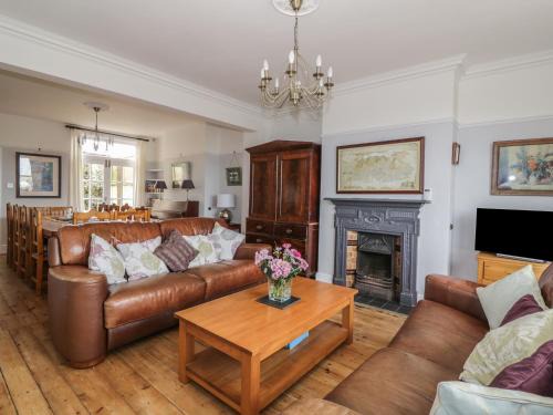 Gorleston-on-Sea House | Lighthouse View