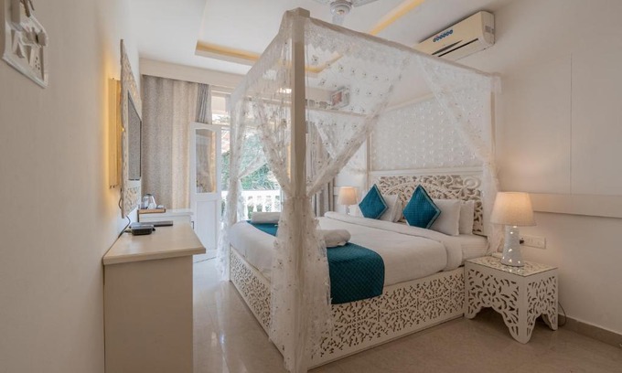 Calangute Resort | Lillywoods Zac Beach Resort, Calangute
