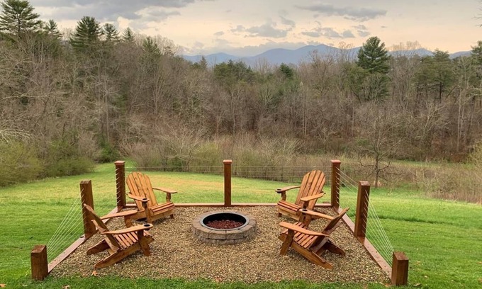 Weaverville Cabin | Lily's Mountain Getaway by Carolina Mornings | Firepit & Mtn Views⛰️