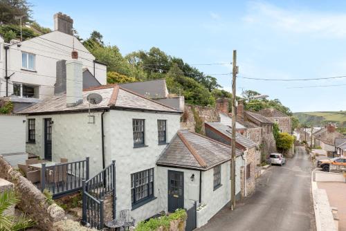 Pentewan House | Lime Kiln Cottage, Pentewan, Cornwall
