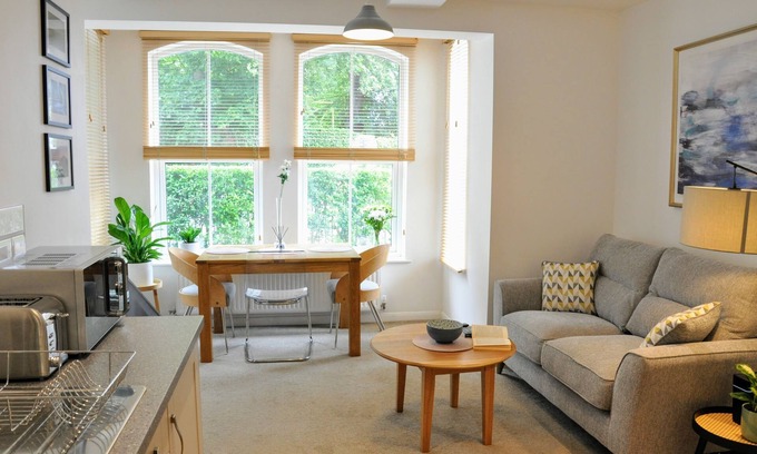 Wellington Apartment | Limekiln - Immaculate Serviced Apartment