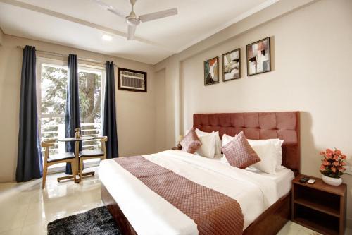 Sushant Lok Hotel | Limewood Stay - Executive Huda City Center