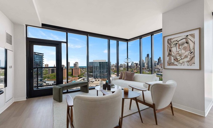 River North Apartment | Lincoln Park Oasis: Safe Stay, Balcony Views
