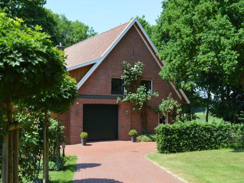 Holthaus House | Lindern Woodland Mansion