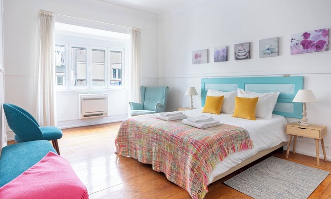 Sao Jorge de Arroios Apartment | Lisbon Family Retreat - Casa da Avenida Lisboa