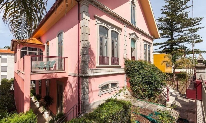 Caminha House | Listening to the Waves of the Sea 1