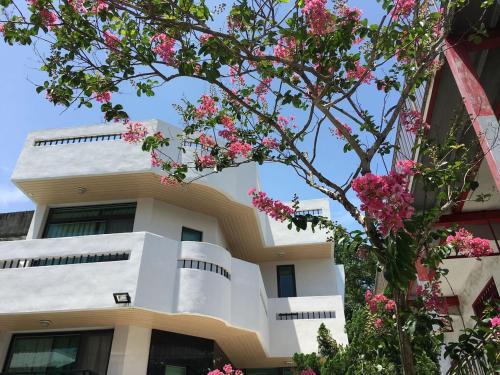 Hualien City Centre House | Literature River Bank 文學河岸 民宿