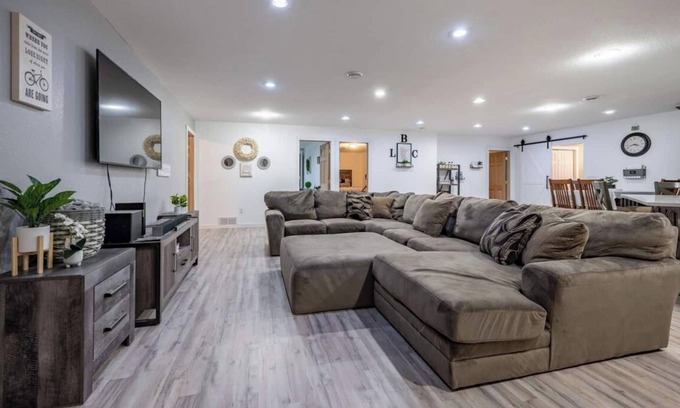 Northeast Itasca Cabin | Little Buck Camp - Pet Friendly + Game Room - 4-Bedroom, 2-Bathroom