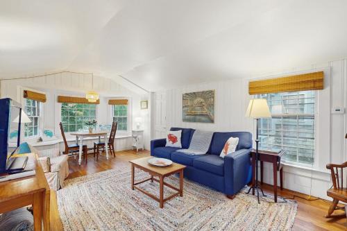 Edgartown Apartment | Little Cozy Corner
