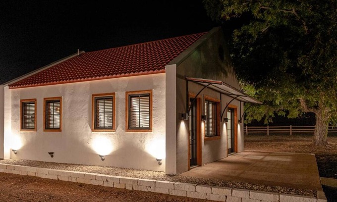 Waco House | Little Dutch Cabin 101-12 Min to Magnolia-baylor