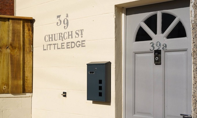 Berwick-upon-Tweed Apartment | Little Edge: Bright and Modern Central Apartment