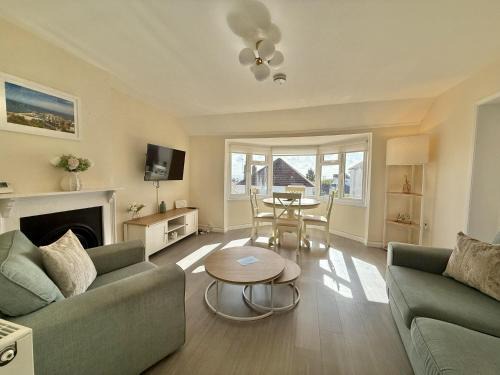 Lyme Regis House | Little Gem