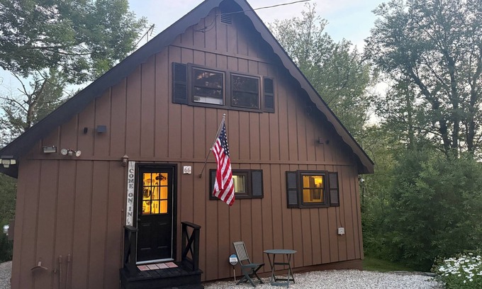 Becket Ski Chalet | Little Longbow Lakefront Chalet