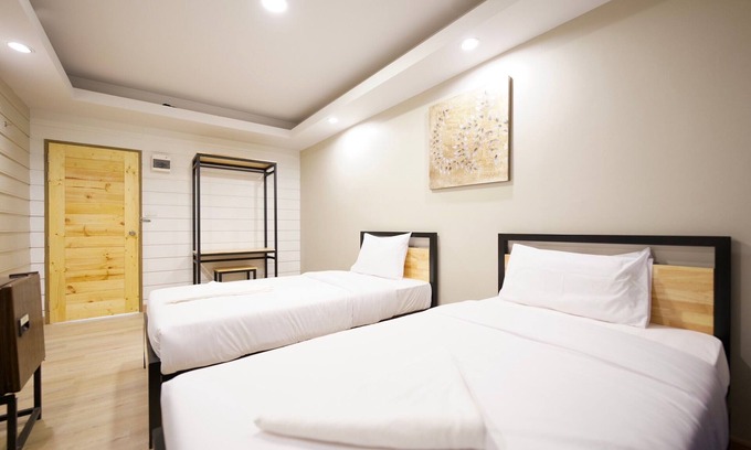 Chanthaburi Resort | Little Rooms